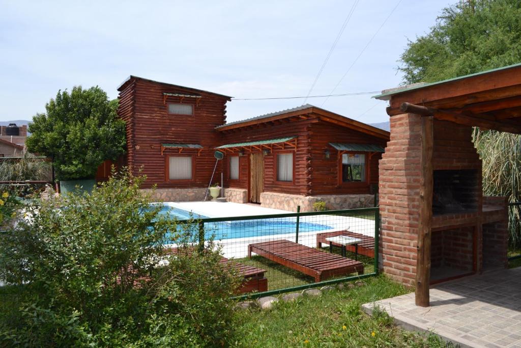 Nono Cabin | Las Esmeraldas
