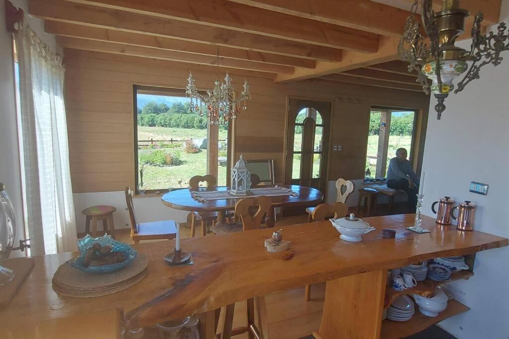 Ensenada Ski Chalet | Leonis Country House