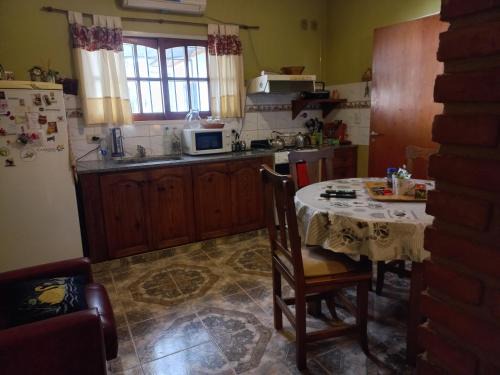 Lobos House | Los Abuelos