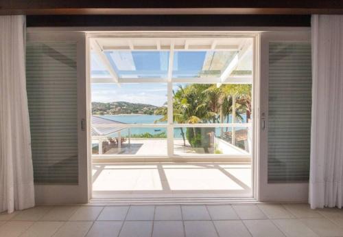 Village da Ferradura House | Luxo na Areia com Academia por Luxury Rentals