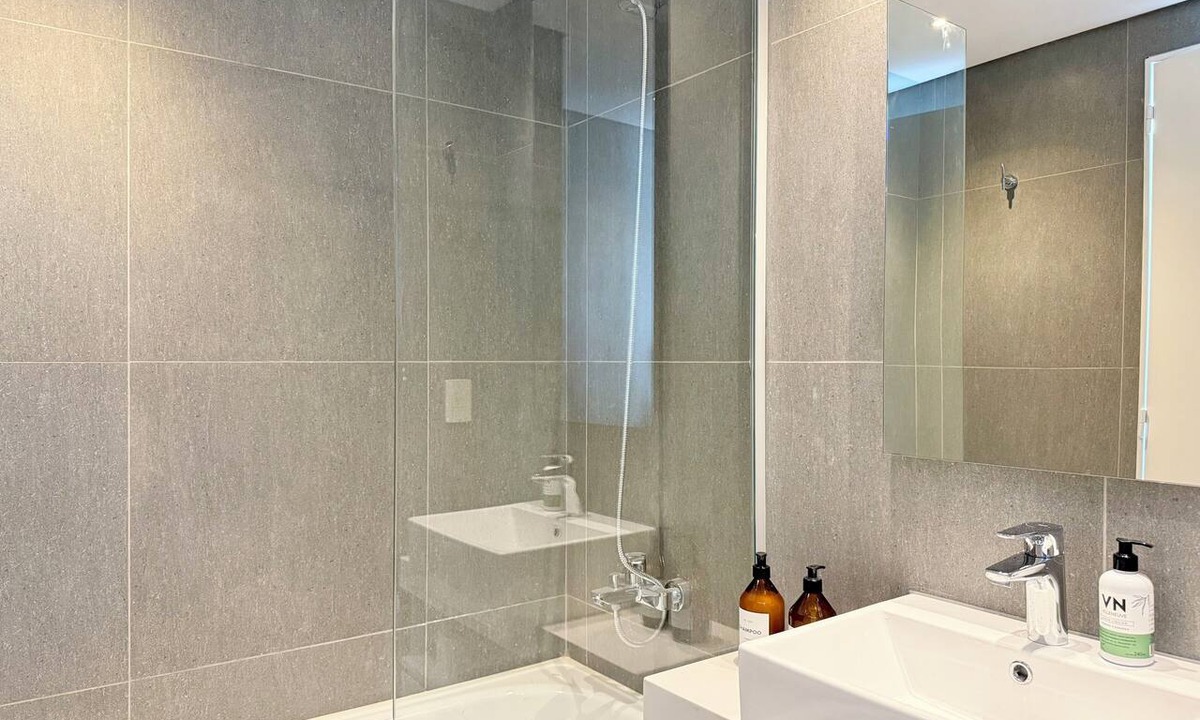Colegiales Apartment | Luxurious and Bright 2-Bedroom, 2-Bathroom Home in Concepción Live