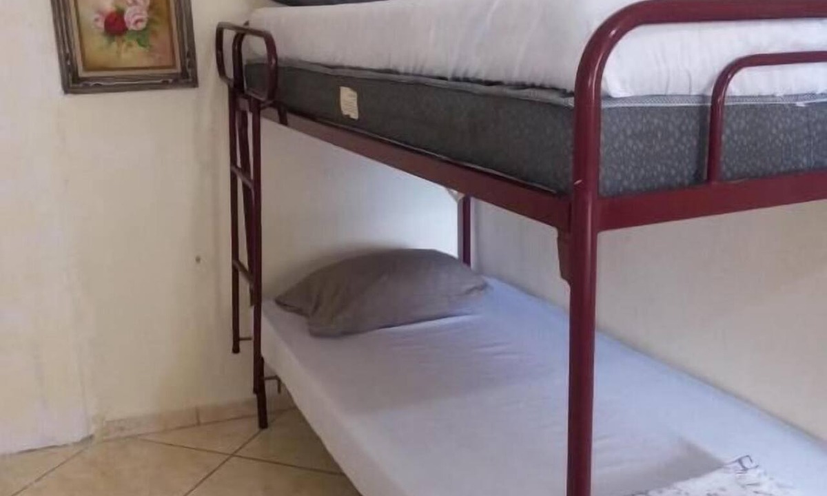 Guilhermina Hostel | Mayda hostel