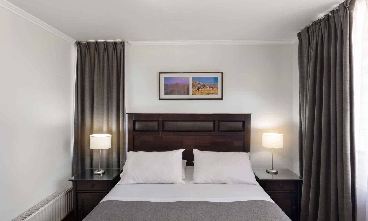 Santiago Apartment | Modern 1 Bedroom Apartments in unbeatable El Bosque Norte Area