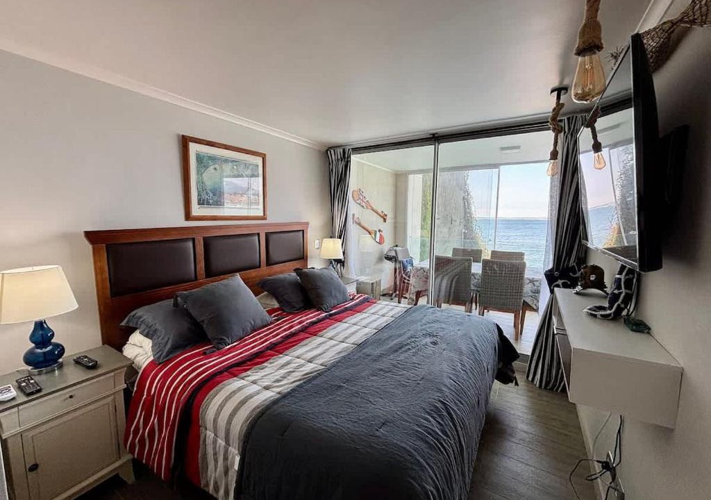 Concon Apartment | Modern and Cozy Beachfront Apartment
