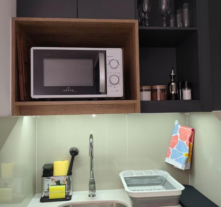 Las Rejas Apartment | Moderno, acogedor departamento con estacionamiento