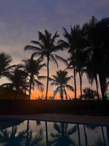 Santa Cruz da Conceicao House | Morada por do sol no lago hidro e piscina