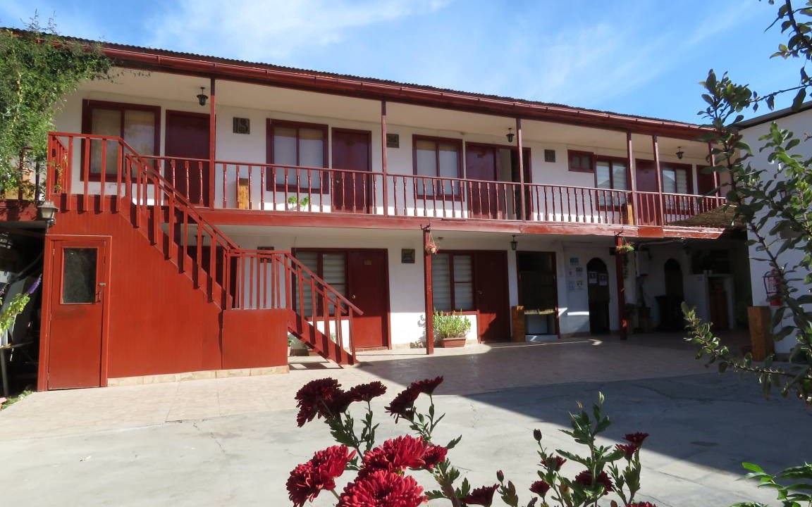 Vicuna House | Motel ∙ 8 guests