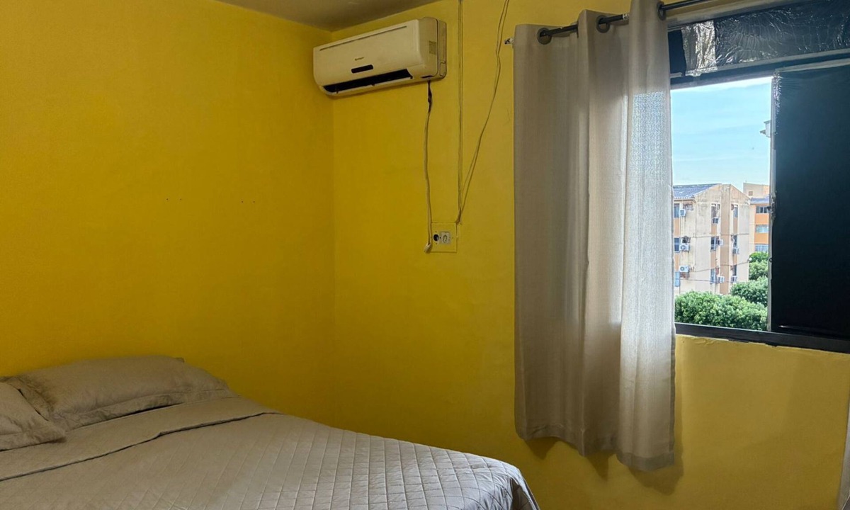 Jardim Aeroporto Apartment | Near the Shopping Mall and Airport: 2 Bedrooms with Air Conditioning and Cable TV