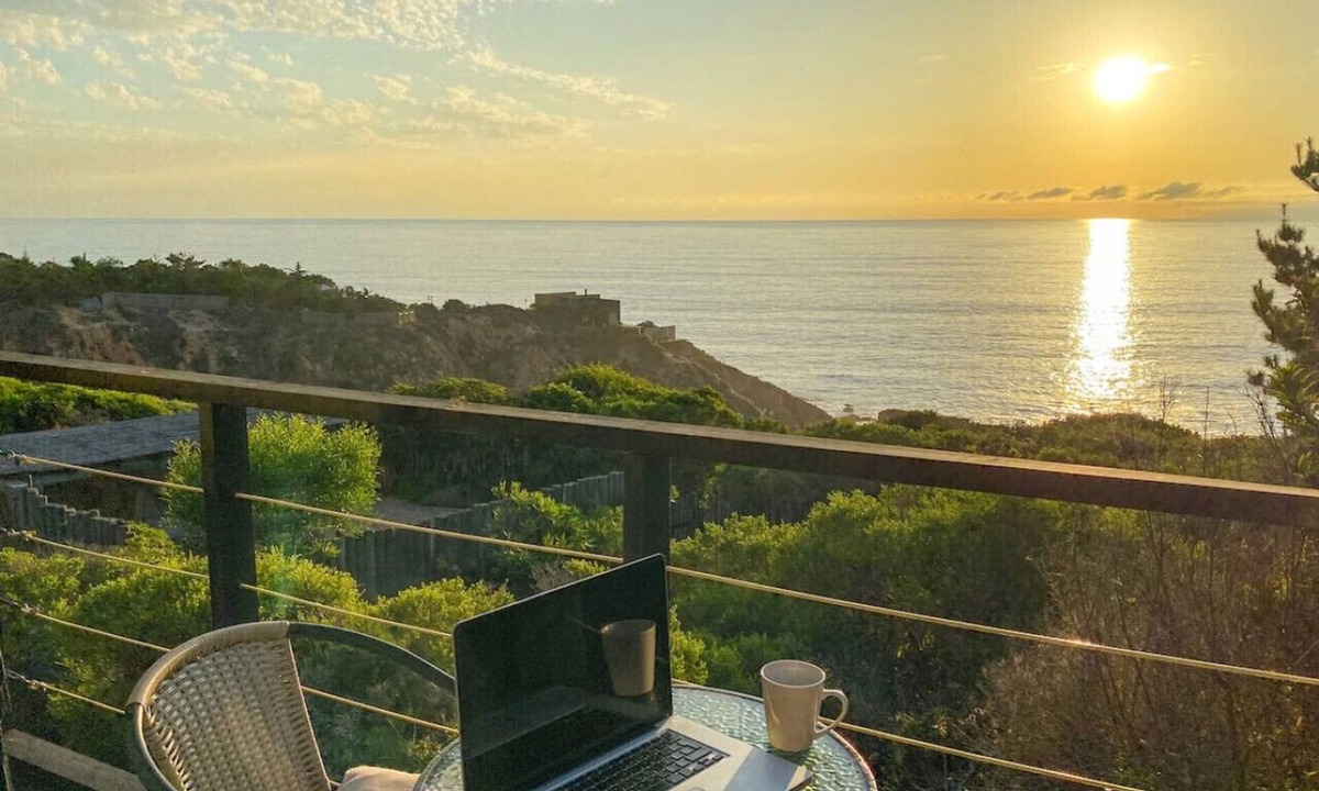 Tunquen Cabin | Oceanfront Cabin Estudio Roca