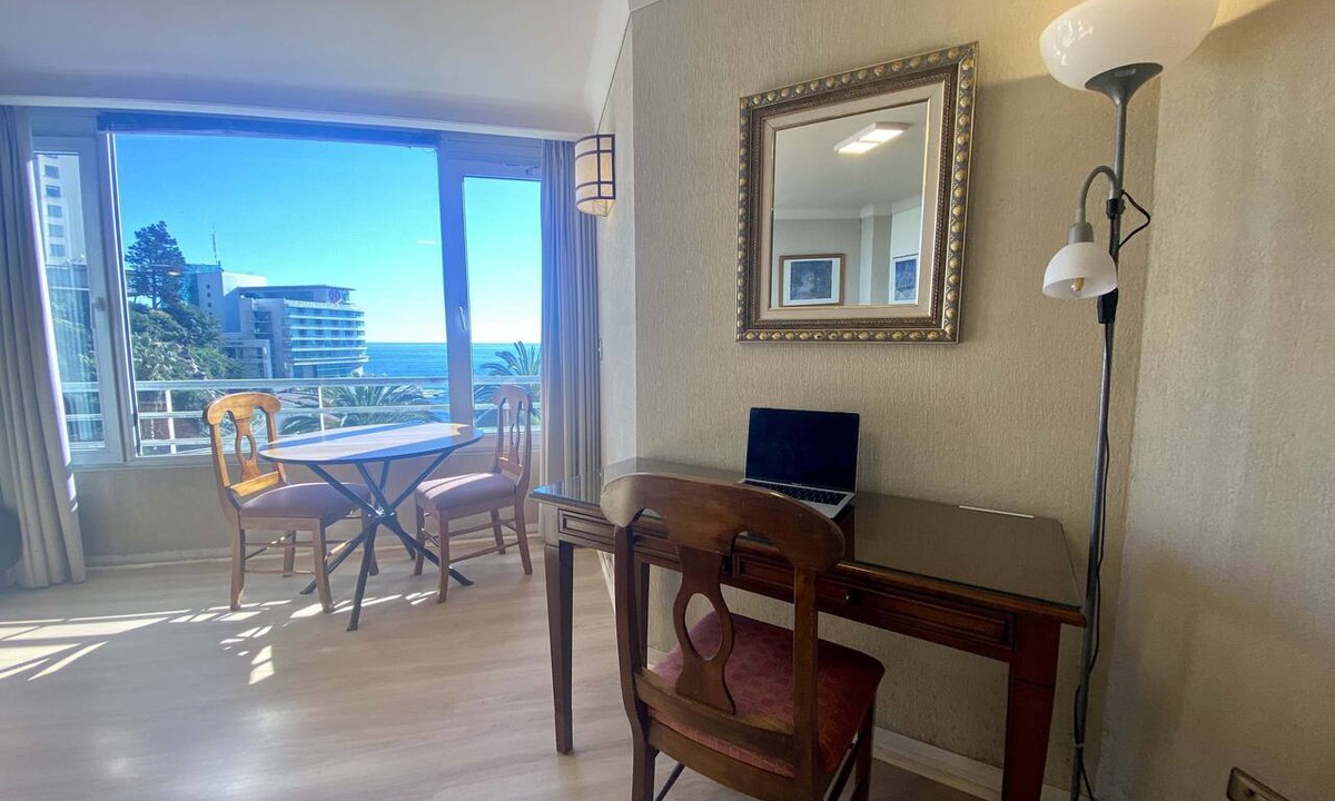 Vina del Mar Apartment | Oceanfront Studio w/Rooftop Pool & Free Parking