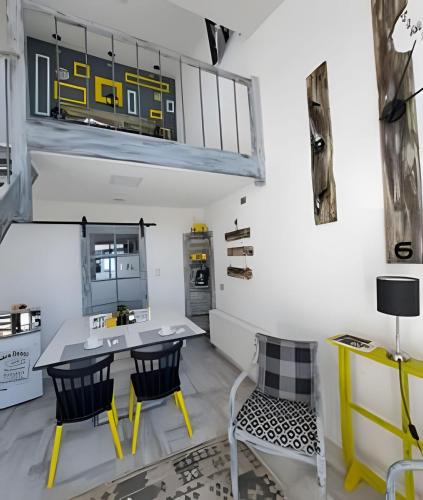 Coyhaique House | okeyloft Coyhaique 1