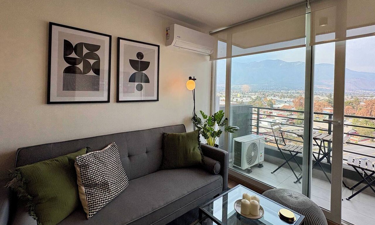 La Florida Apartment | Panoramic Andes View - Free Parking & Pool