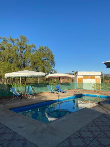 Ovalle House | Panul