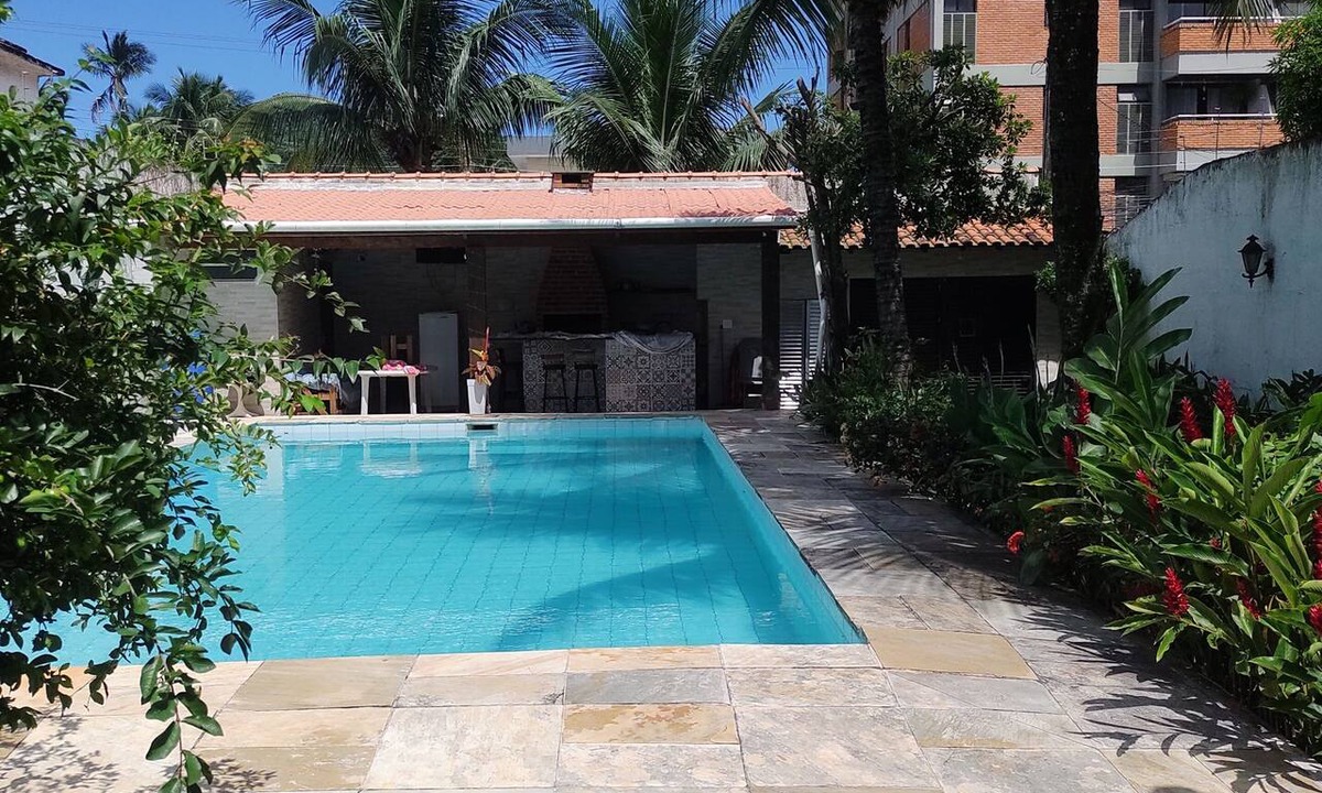 Parque Enseada Apartment | Premium Suite with Private Pool, Hot Tub and Breakfast