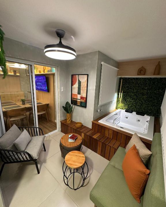 Sorocaba Apartment | Refúgio romântico com Jacuzzi só sua! Espumante de cortesia!