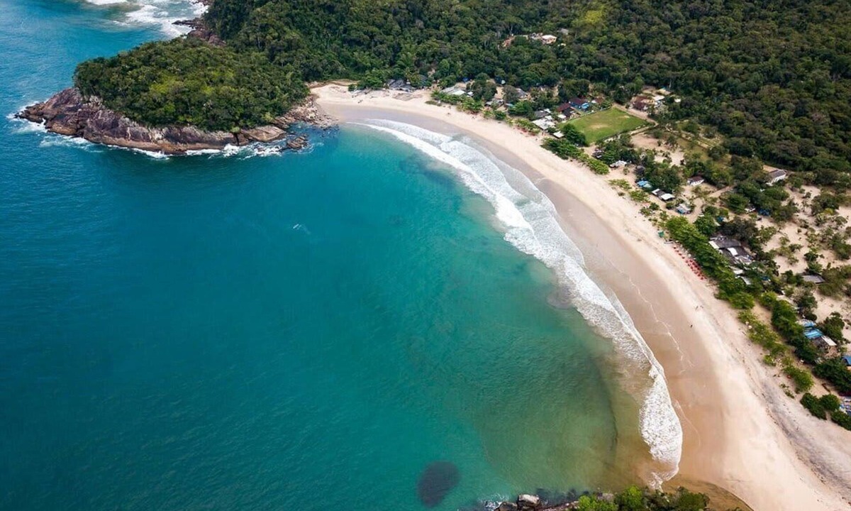 Sao Sebastiao Apartment | @Staycy | Casa com rio privativo em Camburi