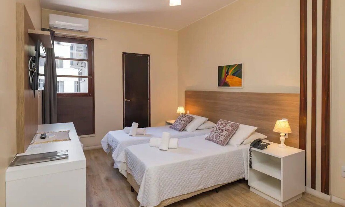 Nova Friburgo Hotel | Superior Room l Near Nova Friburgo’s Country Club - 0.6 Miles Away