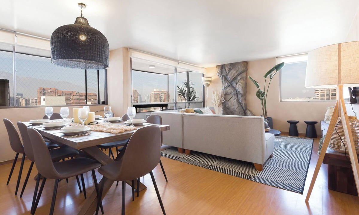 Santiago Apartment | The Cave - Spacious apartment in front of Arauco Park