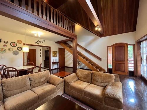 Alto do Capivari House | Villa di Caserta by Capivari Lodge Home