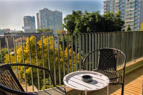Las Rejas Apartment | Vista cordillera, A/C, Wifi, GYM, céntrico, O2