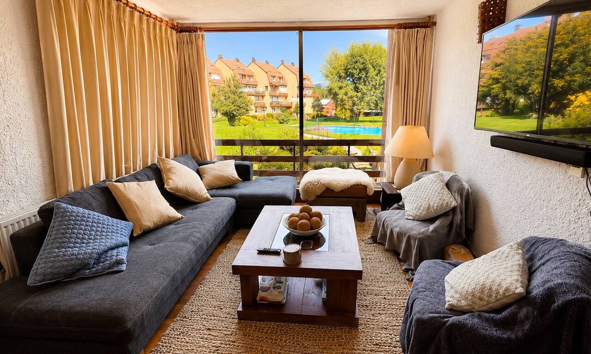 Pucon Apartment | Walk to Downtown & Lake , Volcano Views. Central Heating. Ski on a volcano!