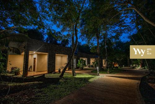 Puerto Iguazu Hotel | Yvy Hotel de Selva