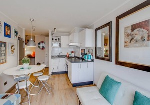 Nice and cozy, views and subway at the door. Ideal for families