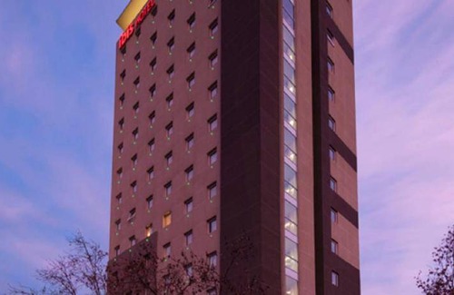 Santiago Hotel | 18 m² Hotel ∙ 127 guests
