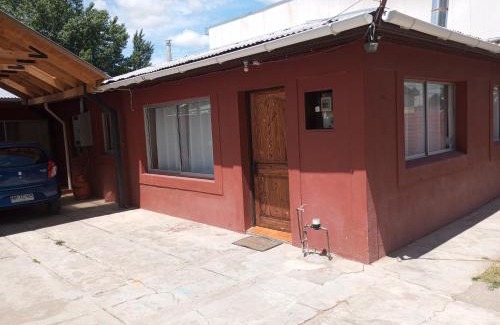 Santa Cruz House | Amplio alojamiento vacacional ubicado a 500 metros de la plaza y a 5 minutos de la ruta del vino