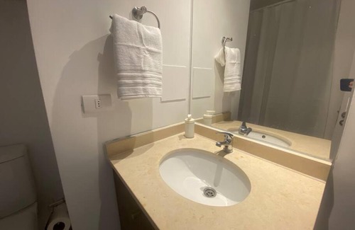 Las Rejas Apartment | Amplio Departamento de 2D/2B
