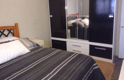Iquique House | Beautiful master bedroom 3 Blocks from the beach