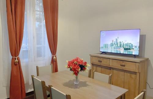 Nunoa Apartment | Casa 3 Habitaciones cercano a comercio y entretencion