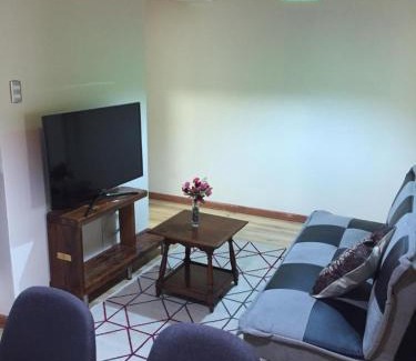 Tome Apartment | Departamento completo 41 mts2 -2 habs y 1 futón - Centro Tomé - 5 personas - Edificio Don Francisco max