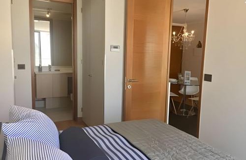 El Golf Apartment | Exclusivo y seguro Departamento en El GOLF