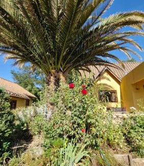 Bajos de Lircay House | Hermosa y espaciosa casa de campo con vistas a la montaña