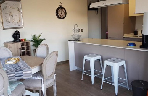 Papudo Apartment | Hermoso depto en centro de Papudo/6 personas