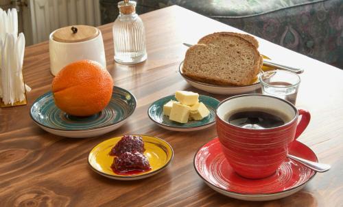 Osorno House | Hostel Café MESTIZO