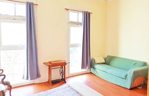 Valparaiso Hostel | La Casa Piola