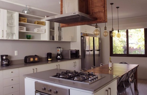 Providencia House | Lindas Casas para grupos y familias