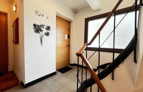 Barrio Italia Apartment | Living Vaisse