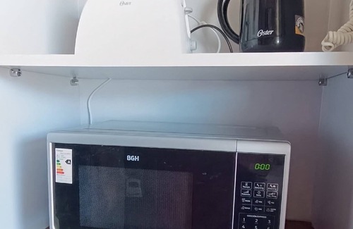 Renaca Apartment | Lovely studio - WiFi - 2 blocks from Reñaca beach. Ocean view from the roof!
