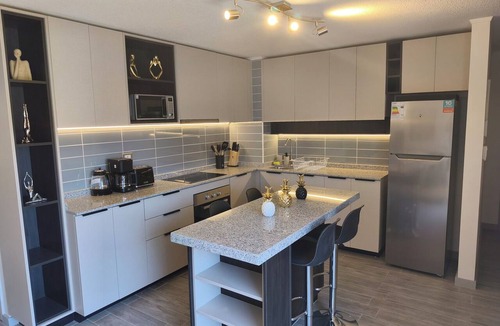 Downtown Santiago Condo | 2-bedroom condo in beautiful Santiago with AC and fitness room