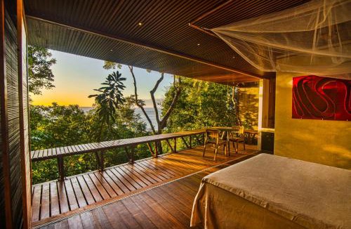 Gamboa Cabin | A Casinha da Floresta