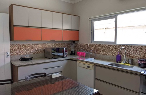 Balneario Florida House | A house located 150 meters from the beach, featuring a full range of recreational facilities.