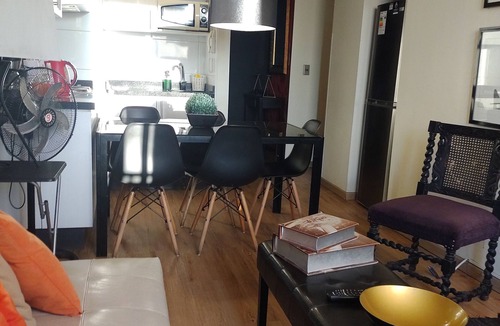 Las Rejas Apartment | A2 lindo y comodo 2D 2 B full equipado hasta 6 pax metro en la puerta