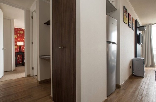 Las Rejas Apartment | A2 Nice, cozy, stylish, 2D 2B subway front door