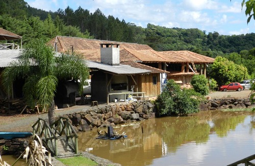 Presidente Castello Branco House | Acapi Fish Taste Inn