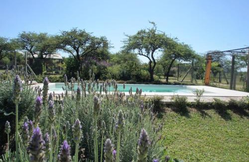 Chajari House | AGUAPÉ - Alojamiento rural con PILETA - hasta 4 huéspedes