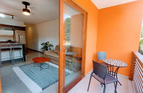 Jabaquara Apartment | Algodão - Novo Flat com Piscina, 50mts da praia, churrasqueira privativa, ar con, wi-fi, netflix, garagem