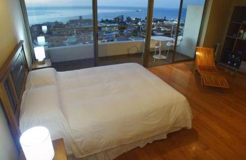Placeres Apartment | Alluring View at Valparaiso departamento